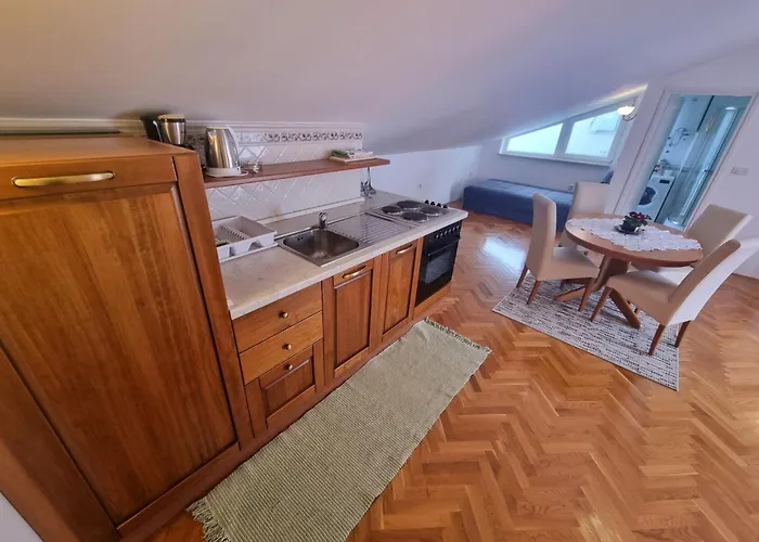 Apartment Mit Balkon Und Meerblick By Interhome *