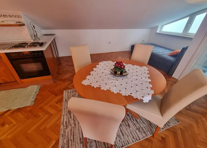 Mit Balkon Und Meerblick By Interhome Novi Vinodolski